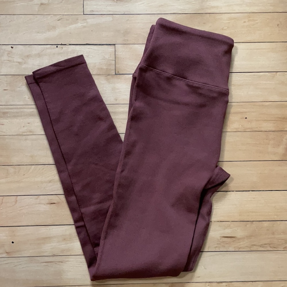 Fabletics High Waisted Seemless Ribbed Legging M - image 3